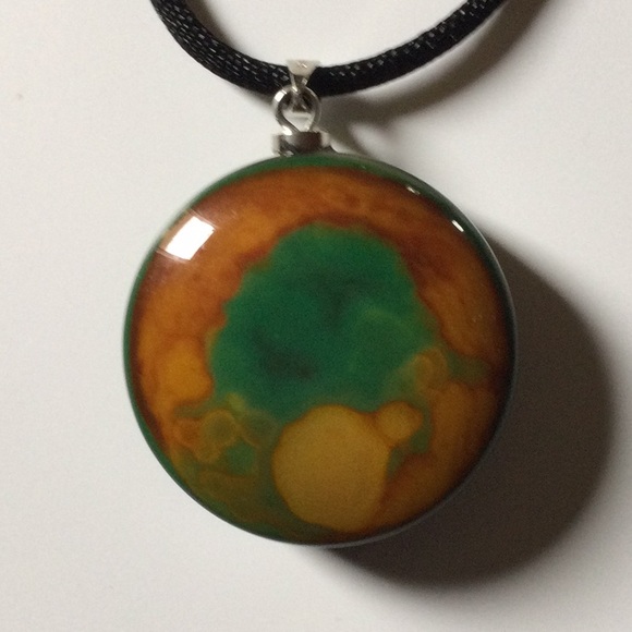 Unique Multicolor Stone Necklace - Picture 1 of 7